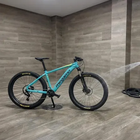 Urdaihome & Bikes Guernica